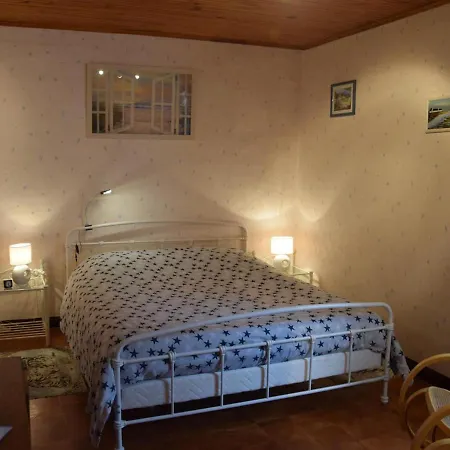 Briel-sur-barse, 3 Pieces, 5 Personnes - Fr-1-543-60 בית נופש *